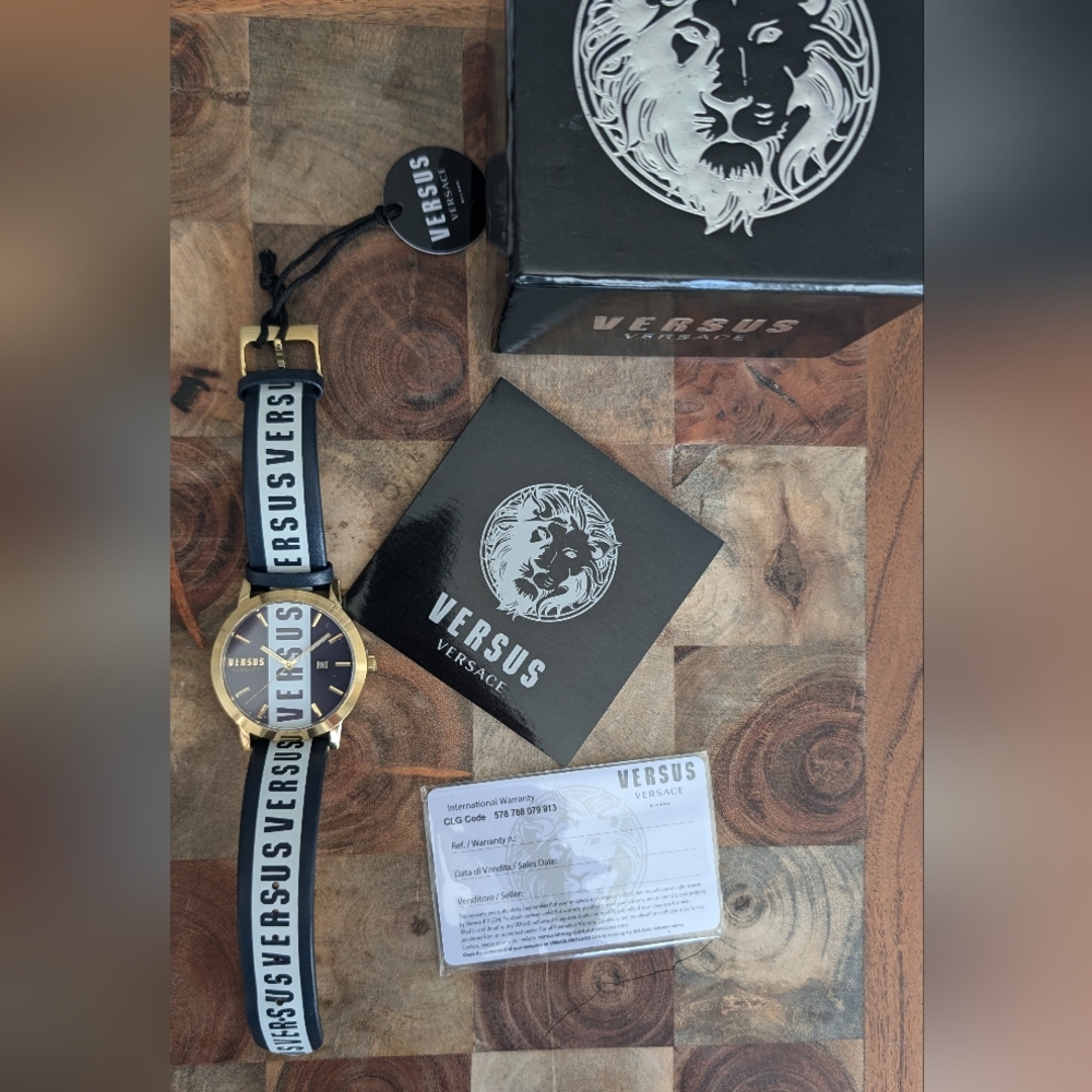 Versace Versus Leather 44mm Stainless Steel Water Resistant Watch New in Box ❤️